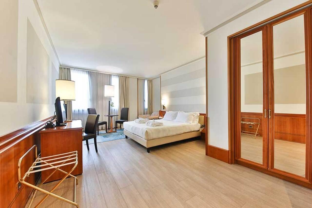 Hotel Leon D'Oro Verona Esterno foto