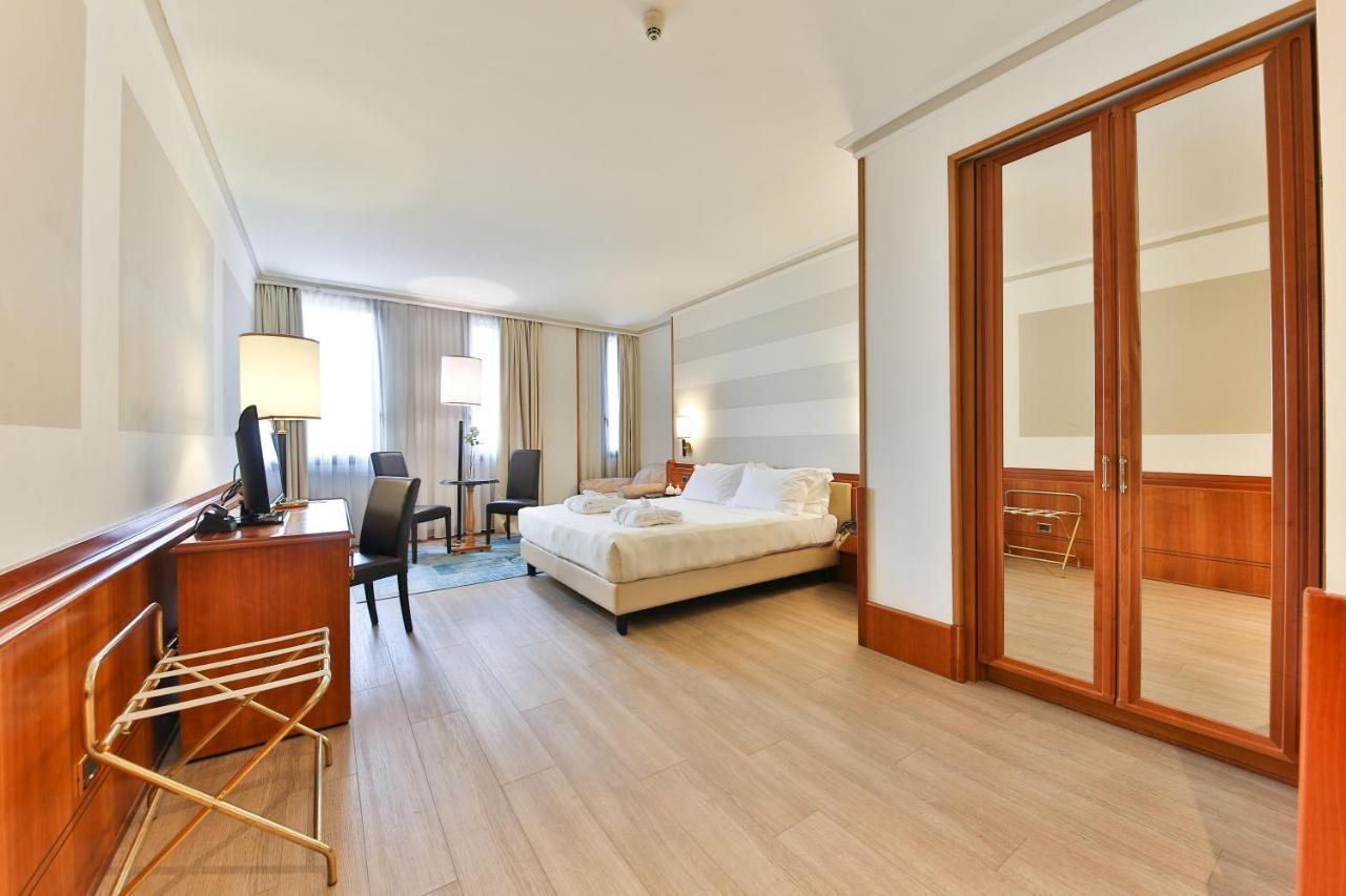 Hotel Leon D'Oro Verona Esterno foto