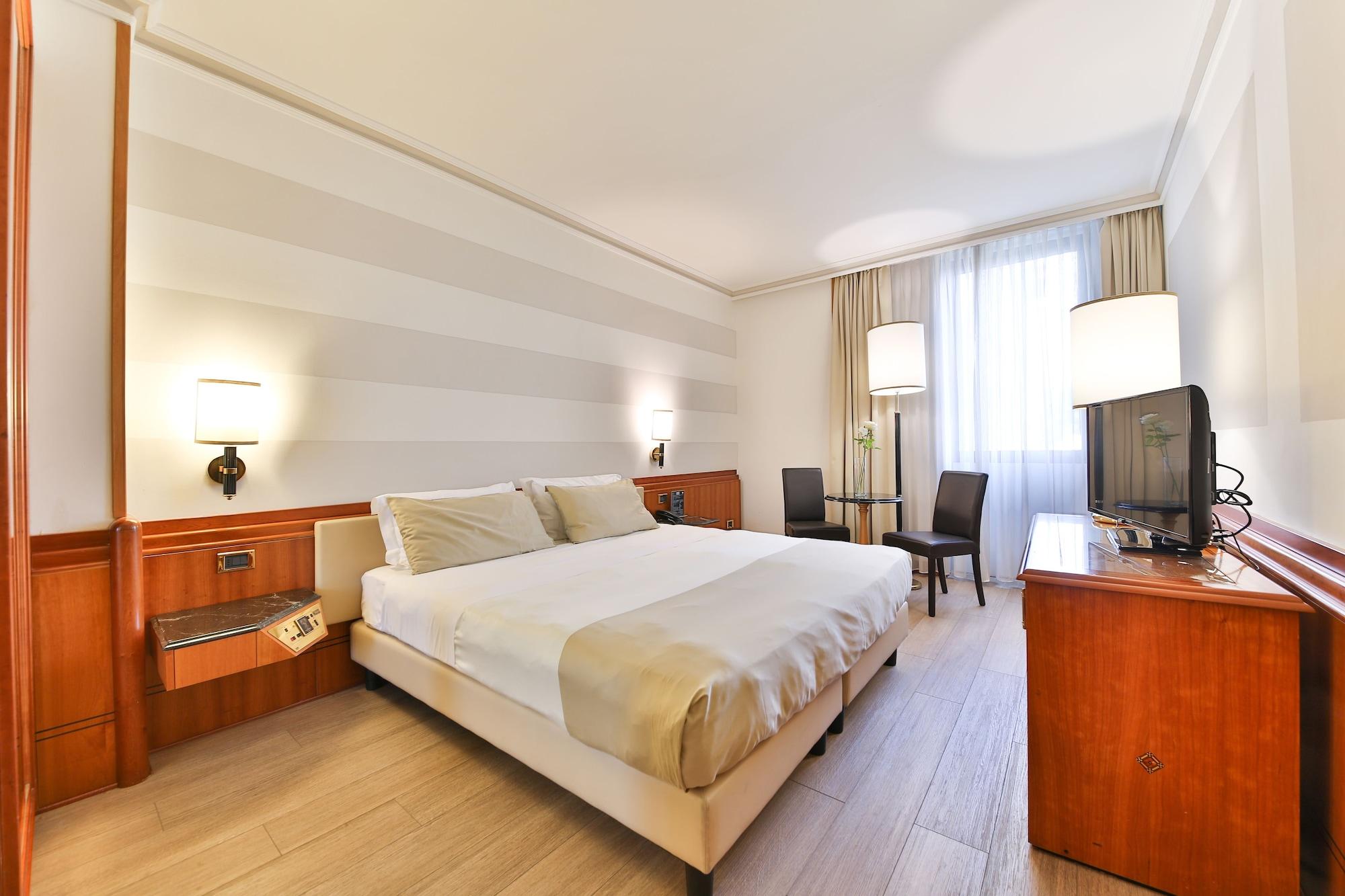 Hotel Leon D'Oro Verona Esterno foto