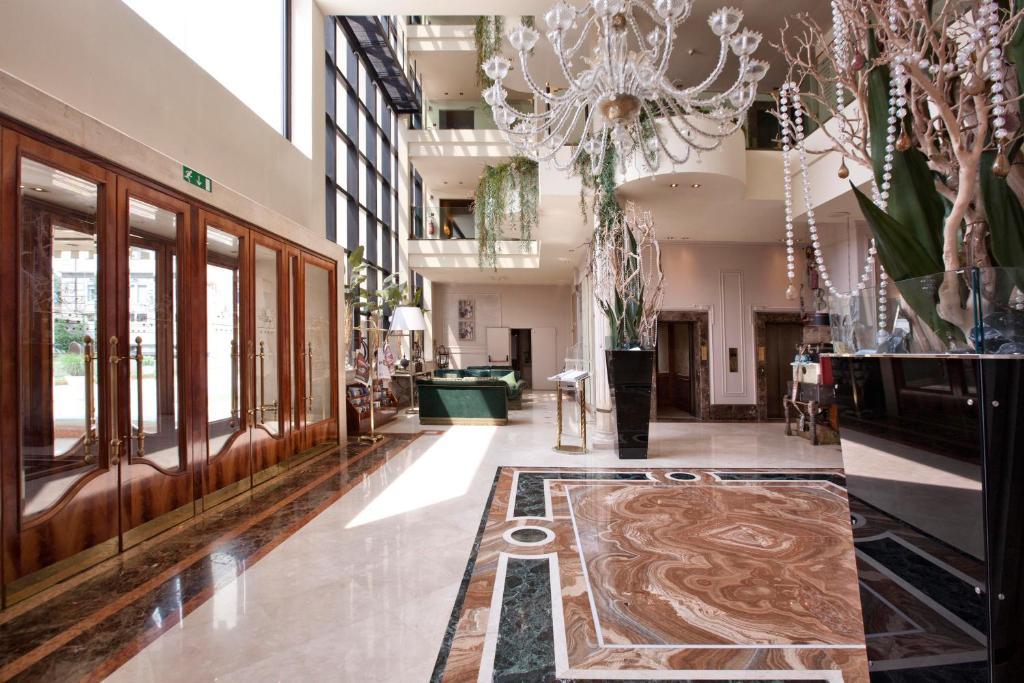 Hotel Leon D'Oro Verona Esterno foto