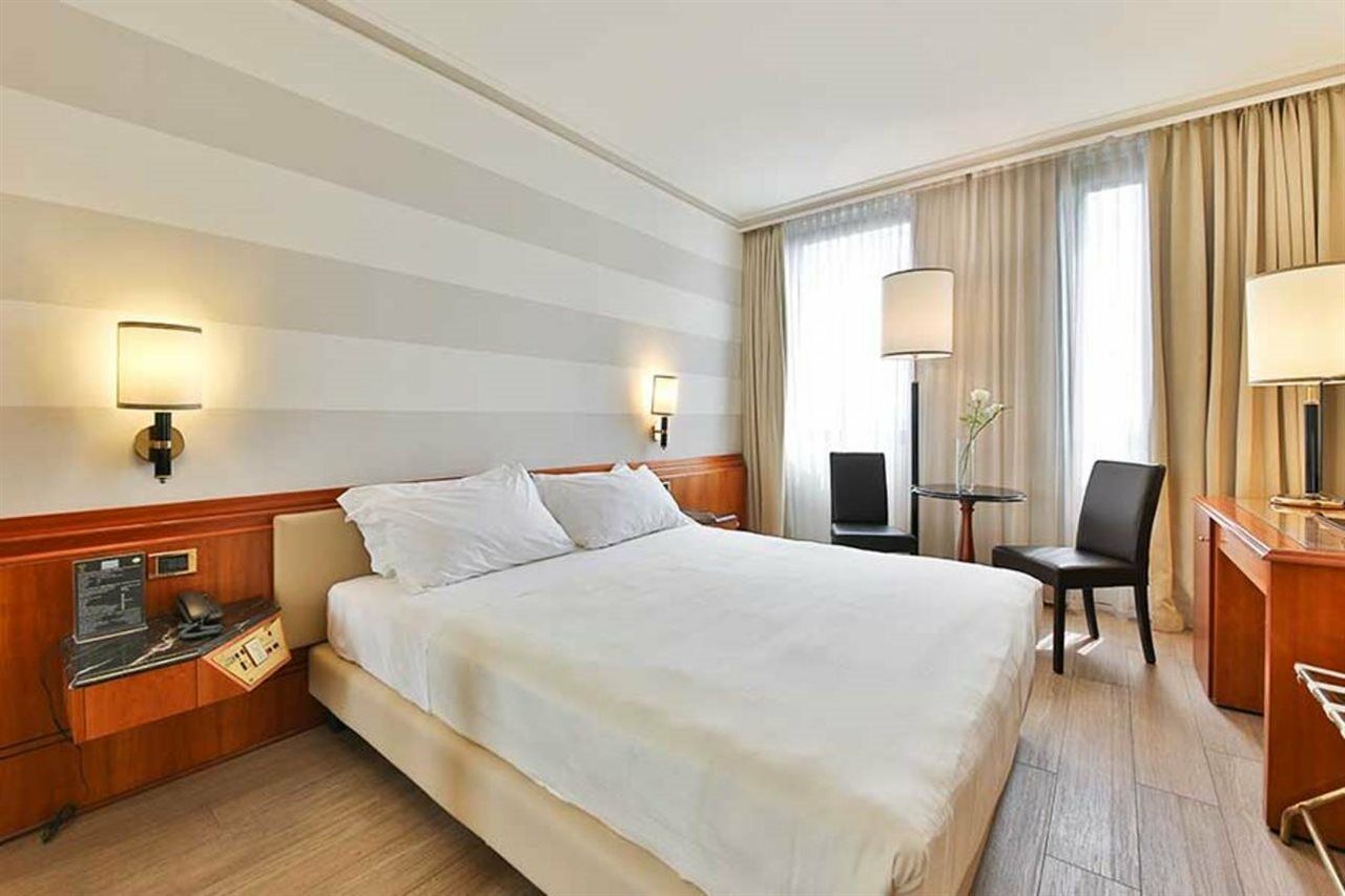 Hotel Leon D'Oro Verona Esterno foto